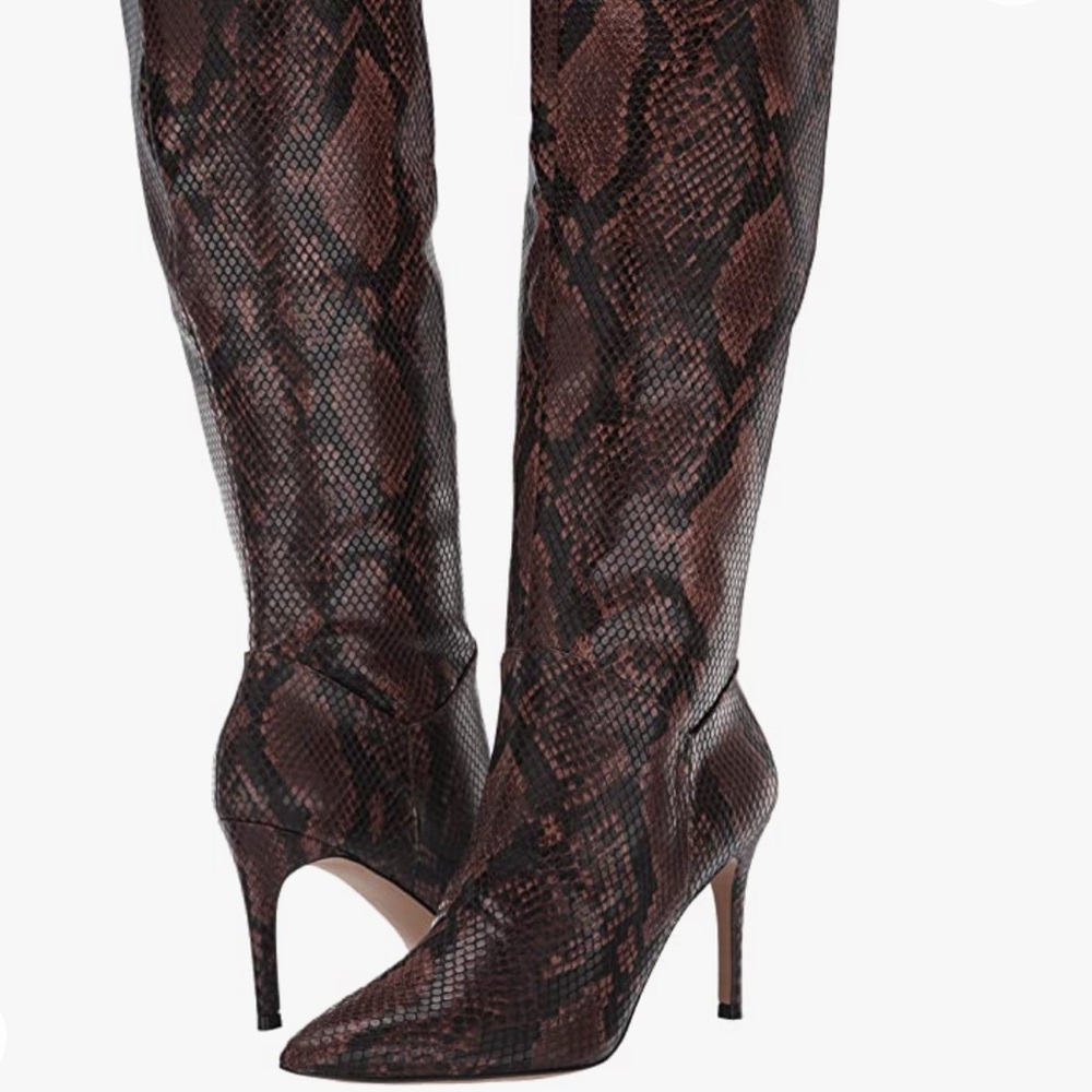 Steve Madden Kinga Boot